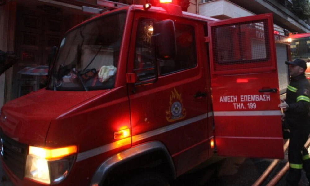 Μοσχάτο: Πυρκαγιά ξέσπασε σε χώρο εγκαταλελειμμένου κτιρίου